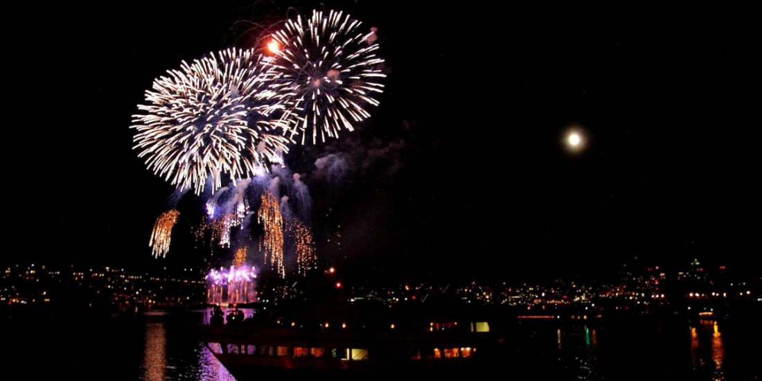 All Aboard: Fireworks on Lake Union with Argosy Cruises (All Ages)